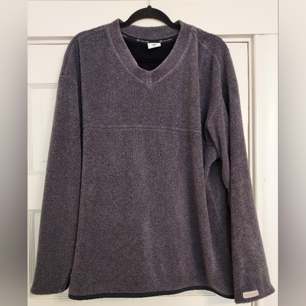 Mens V neck heavy top